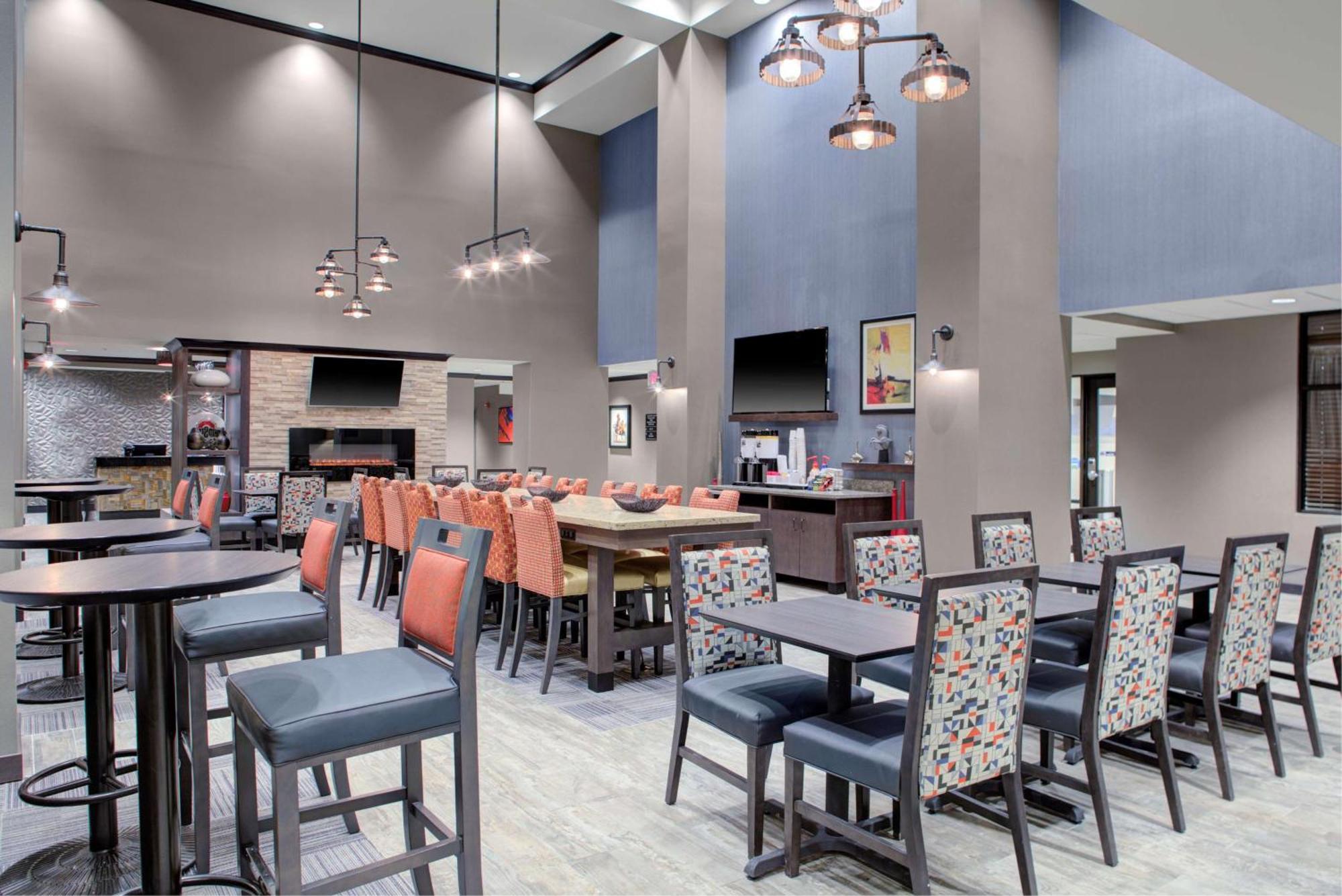 Hampton Inn & Suites Columbus Scioto Downs Экстерьер фото