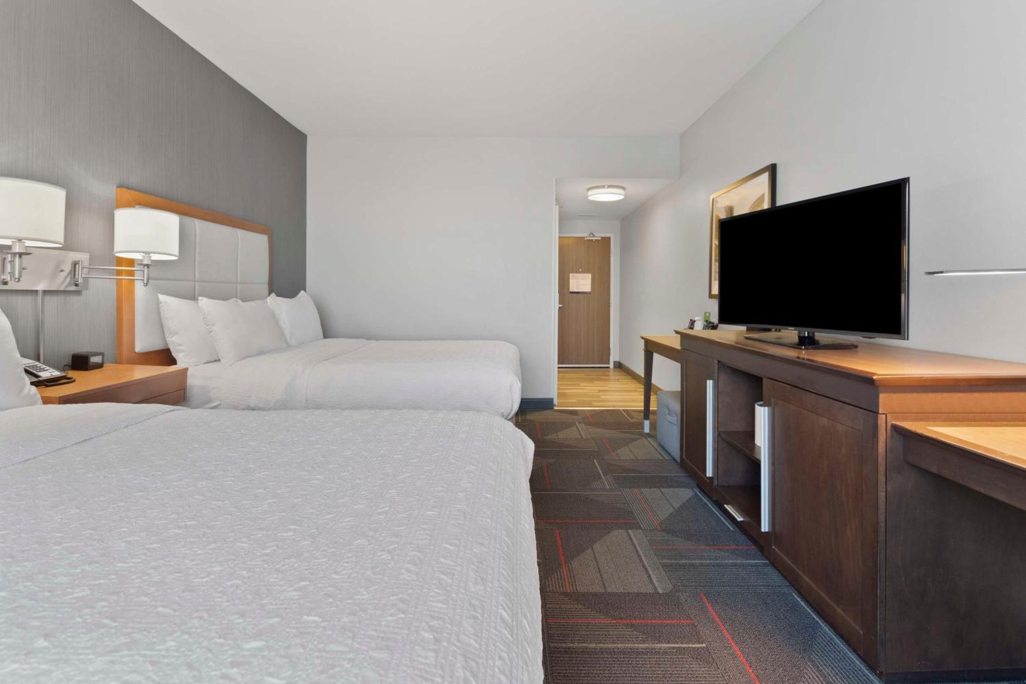 Hampton Inn & Suites Columbus Scioto Downs Экстерьер фото