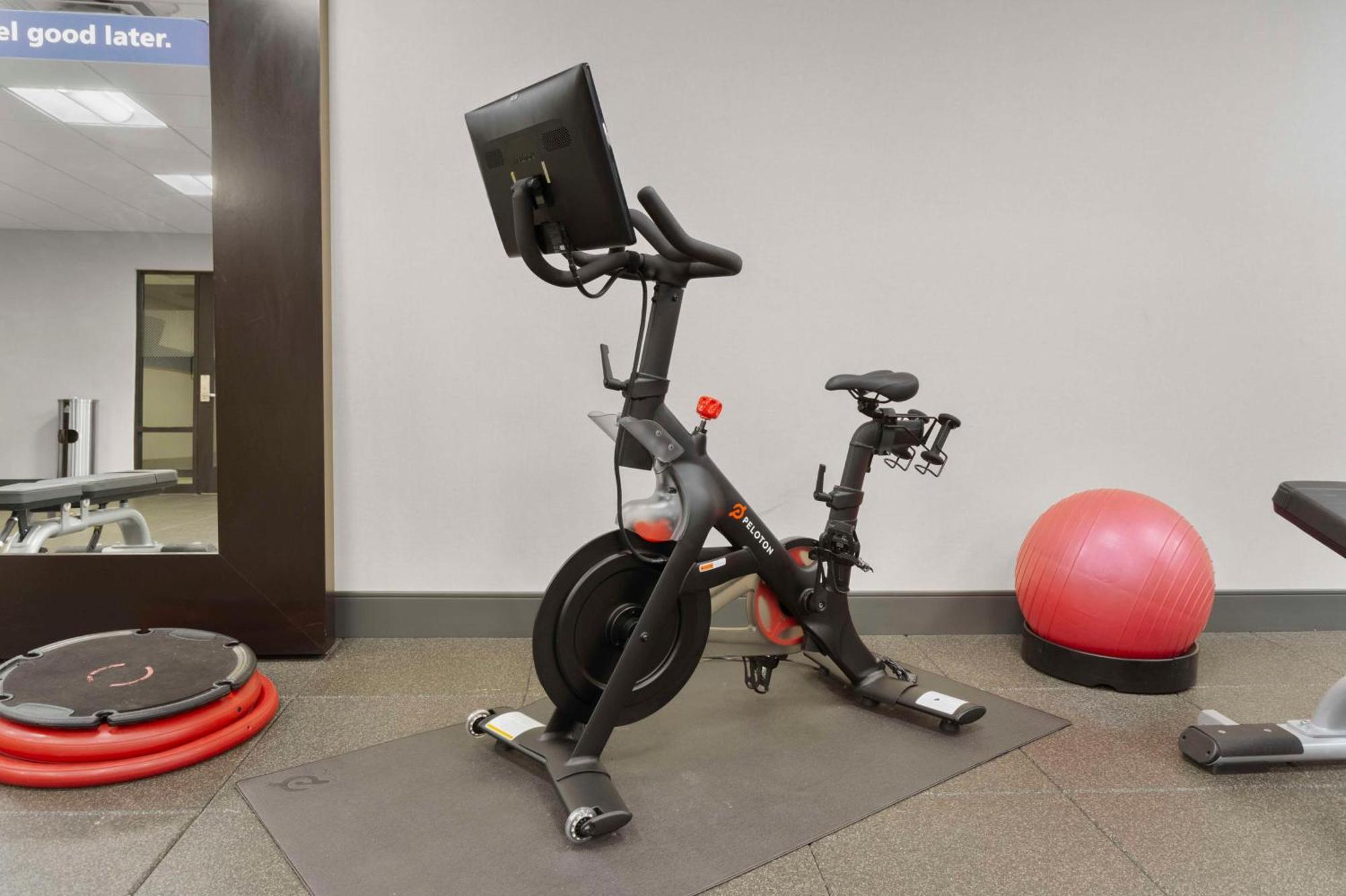 Hampton Inn & Suites Columbus Scioto Downs Экстерьер фото