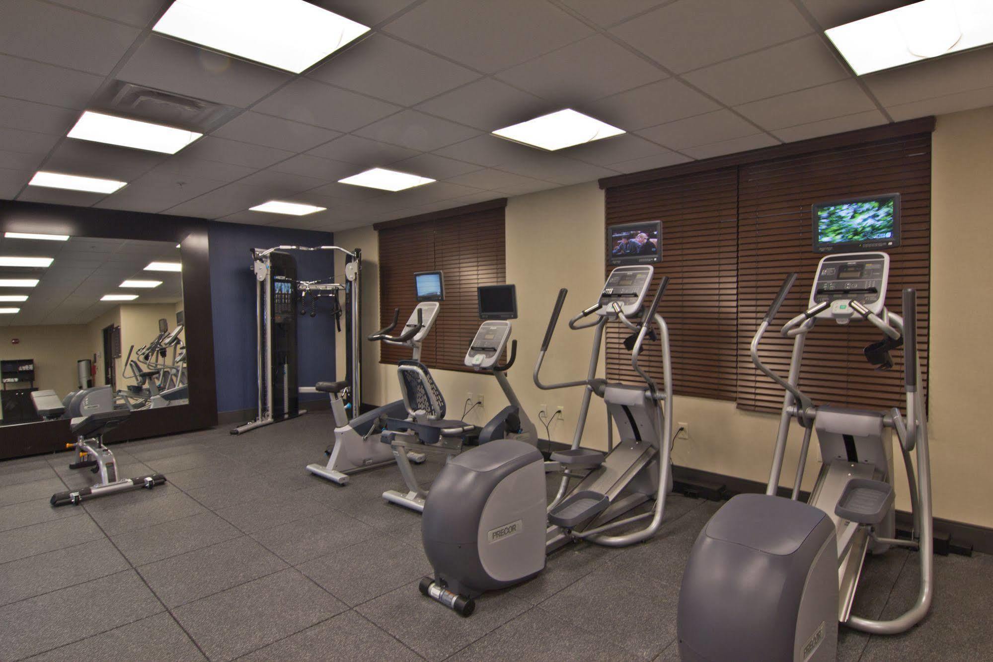 Hampton Inn & Suites Columbus Scioto Downs Экстерьер фото